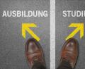 Bild: © Coloures-Pic – stock.adobe.com
Man lernt nie aus. Wer im Berufsleben vorankommen möchte, sollte stets offen sein für Neues. Möglichkeiten für eine Weiterbildung gibt es viele.