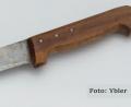Bild: Hans Yberle
Das abgebildete Küchenmesser ist in der Zeit von 1920 bis 1930 bei der Deutsche Werke A.G. Werk Amberg, der ehemaligen Königlich bayerischen Gewehrfabrik gefertigt worden.