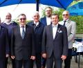 Bild: ubb
Die Führungsmannschaft der Lions. Von links Sekretär Peter Beer, Gründungsmitglied Rudolf Winter, Clubmaster Dominik Neitz, Past-Präsident Albert Saller, der Geschäftsführer des Lions-Hilfswerks, Franz Fuchs, Präsident Hans-Jürgen Jokiel, Zweiter Vize-Präsident Walter Fiedler, Erster Vize-Präsident Volker Höcht, Governor Franz Göhl und Schatzmeister Ludwig Reber.