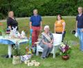 Bild: exb
Von Annelotte Bartl (im Hintergrund) verabschiedeten sich (von links) Sandra Köstler, Geschäftsführer Berthold Kellner, Christina Ponader und Klaus Jahn.