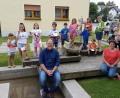 Bild: hal
Die Preisverleihung des Luftballonwettfliegens beim Schwarzenbacher Kinderfest 2019.