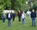 Bild: Freie Wähler/exb
Im mittlerweile gewohnten Corona-Abstand stellten sich zum Erinnerungsfoto (von links) Franz Kühn, Kreisvorsitzende Gisela Kastner, Ex-Landrat Wolfgang Lippert, Fraktionssprecher Hans Klupp, Josef Schmidkonz, Ernst Bayer, Alfred Wolf, Christian Baumann und Franz Dürrschmidt auf.