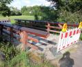 Bild: kro
Vertagt wurde die Entscheidung im Stadtrat, was mit der Fuß- und Radwegbrücke über die Waldnaab bei Sägmühle passiert. Über Neubau oder Rückbau entscheidet der Stadtrat nachdem die Kosten feststehen.