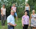 Bild: mvs
Als Stellvertreterinnen des Elternbeirats St. Andreas in Altendorf: Evelyn Maierhofer, Ramona Schmitzer und Kathrin Haas, vorne Bürgermeister Markus Schiesl, Leitung Doris Kale und Erzieherin Angelika Wilholm (von links).