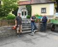 Bild: exb
Im Bild: (von links) Kassier Josef Hecht, OWV-Vorsitzender Bernd Schwamberger und Tobias Schwamberger.