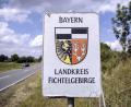 Bildmontage: dtr
Vielleicht heißt der heutige Landkreis Wunsiedel im Fichtelgebirge eines Tages Landkreis Fichtelgebirge.