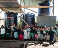Bild: Hydro Solution/ exb
Kinder an der Empiron Primary School im Süden Kenias. "Hydro Solution" installierte dort einen ihrer Wasserfilter.