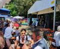 Bild: Alexander Maienschein/exb
Musik, Brotzeit und kühle Getränke während der Coronakrise: Der VAZ-Biergarten in Burglengenfeld darf nun doch weiterhin Konzerte veranstalten.