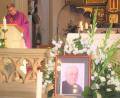 Bild: tu
Stadtpfarrer Hans Ring erinnert im Gedenkgottesdienst an Pater Albrecht.