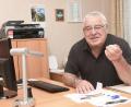 Bild: Gabi Schönberger
Achtlos weggeworfene Zigarettenkippen verschandeln das Stadtbild und schaden der Umwelt. Der CSU-Arbeitskreis Umwelt im Landkreis Neustadt/WN unter Vorsitz des Windischeschenbachers Horst Schellkopf macht sich deshalb für spezielle Sammelbehälter stark.