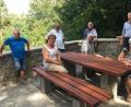 Bild: cro
Den Blick auf Flossenbürg genießen (von links) Werner Richter, Annemarie Sladky, Gerhard Birner, Alfred Helgert, Anton Frauenreuther, Gabriele Richter un Bürgermeister Thomas Meiler am sanierten Aussichtspunkt.