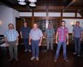 Bild: nib
Neu gewählt wurde das Vorstandsteam der Jagdgenossen. Im Bild (von links) Vitus Schönberger, Bürgermeister Christian Ziegler, Albert Hausmann, Martin Schönberger, Jagdvorstand Markus Schwarz und Gerhard Flierl.