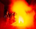Bild: Matthias Hecht/exb
Täuschend echt und ziemlich aufregend: Der Vulkanausbruch im Museum wird untermalt von lauten Geräuschen und flackerndem Licht.