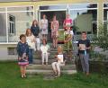 Bild: ubb
Christiana Enslein (links) freute sich über die Freisprechung von Nadia Stumpf, Theresia Brunner, Sabrina Frank, Diana Petrik, Rita Fenzl, Verena Thoma, Brigitte Breusch-Veittinger (stehend, von links) sowie (sitzend, von links) Claudia Müller und Kerstin Schraml.
