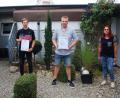 Bild: wro
Die vierköpfige Belegschaft mit Marion Bauer, dem neuen Meister Patrick Bauer, Auszubildendem Felix Schendzielorz und Seniorchef und Meister Armin Bauer (von rechts).