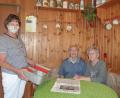Bild: bir
Maria Gleißner bringt heute das Mittagessen zu Gertraud und Josef Bäumler in Bärnau.