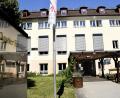 Archivbild: Petra Hartl
Das Bildungshaus Kloster Ensdorf hat wirtschaftlich massiv unter den Auswirkungen der Coronapandemie zu leiden. Daher veröffentlichte der Orden nun ein Positionspapier.