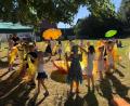Bild: Kindergarten Hl. Geist
Sonne von oben und Sonne im Herzen beim Tanz der Vorschulkinder, mit dem sie die Kindergartenzeit hinter sich ließen.