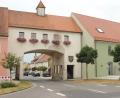 Bild: ibj
Wegen der Behebung der Brandschäden am Oberen Tor nach dem Unfall im Mai 2019 wird die Bundesstraße 14 für etwa drei Wochen gesperrt.