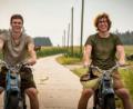 Bild: ©MajesticSunseitn/Kahlstain Fotografie/Christian_Kahlhaupt
Thomas (links) und Julian Wittmann (rechts) sind im Film mit Zündapp-Mopeds unterwegs nach Las Vegas.