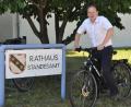Bild: ak
Seit über 100 Tagen geht es bei Bürgermeister Christian Porsch mit dem Fahrrad zum Rathaus.