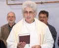 Bild: Thomas Dobler
Nach einem Jahr als Pfarrvikar in Nabburg verabschiedet sich Monsignore Klaus Oskar Lettner wieder aus der katholischen Pfarrgemeinde. Danach tritt er seine neue Stelle in der Priesterseelsorge der Diözese und in der Pfarrei Herz Marien in Regensburg an.