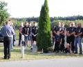 Bild: jma
Die Steinfelser Motorradfreunde gedenken am Unfallort des Parksteiners Ralf Stenger. Er ist das einige Mitglied des Vereins, das tödlich verunglückt ist.