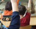 Bild: Petra Hartl
In einer Woche beginnt das neue Schuljahr. Während die Zahl der Grundschüler, also erste bis vierte Klasse, im Landkreis Schwandorf seit Jahren kontinuierlich steigt , nimmt die Schülerzahl an den Mittelschulen leicht, aber stetig ab.