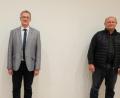 Bild: ohr
Das Bürgermeisterteam der Gemeinde Schwarzach ist nach der erforderlichen Nachwahl des Zweiten Bürgermeisters wieder komplett. Neuer erster Stellvertreter ist Michael Singer (links). Mit im Bild Erster Bürgermeister Franz Grabinger (Mitte) und Dritter Bürgermeister Joachim Schießl (rechts).	Bild: ohr