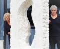 Bild: dwi
Hanna Regina Uber und Robert Diem stellen am 12. September im Kunstprojekt im alten Pfarrhof in Aschach bei einem Rundgang ihre neuesten Skulpturen vor. Außerdem erwartet Kunstliebhaber ein Spektakel aus Pyrotechnik und Tango fürs Herz.