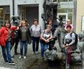 Bild: hcz
In Gengenbach besichtigen die Frauen der "Höhe 309" auch den "Hexenbrunnen".