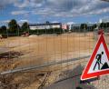 Bild: Stephan Huber
Der Parkplatz an der Kümmersbrucker Schule ist auch nach den Ferien noch eine Baustelle.