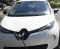 Bild: Petra Hartl
Volle Ladeung für den Stromer: Eine der elektrischen, weißen Renault Zoe, die in Amberg ausgeliehen können.