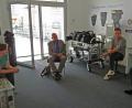 Bild: Dobmeier
Die Geschäftsführer der Vantage Film GmbH Weiden Peter Märtin und Wolfgang Bäumler (von rechts) sprechen mit Sanne Kurz und Jürgen Mistol von der Landtagsfraktion Bündnis 90 /Die Grünen über die Herausforderungen in der Coronazeit.