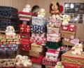 Bild: privat
Familie Straub hofft, dass sich heuer wieder ab Oktober in ihrer Sammelstelle für "Weihnachten im Schuhkarton" die Päckchen stapeln, bis sie zu Kindern in die osteuropäischen Länder auf Reisen gehen, um dort Freude zu bringen.