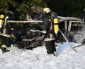 Bild: gf
Bei einem Unfall am Samstag auf der B85 bei Gärmersdorf schleuderte ein Auto in die Leitplanke, fing Feuer und brannte aus.