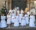 Bild: gis
Acht Mädchen und sechs Buben aus der Pfarreiengemeinschaft Fichtelberg/Mehlmeisel gingen am Sonntag in der Pfarrkirche in Mehlmeisel erstmals zum Tisch des Herrn.