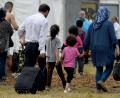 Bild: Carsten Rehder/dpa
Bundeskanzlerin Merkel (CDU) und Innenminister Seehofer (CSU) haben sich darauf verständigt, zusätzlich rund 1500 weitere Migranten von den griechischen Inseln aufzunehmen.
