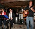 Bild: fpoz
"Cabaloo" spielten auf der großen Bühne vor dem Waldershofer Musikbahnhof "Schaffnerlos".