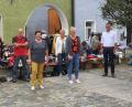 Bild: u
Über den Erfolg des 43. Herbst-Flohmarkts der Frauen-Union freuen sich (von links) Rita Beck, Lothar Strobl, Renée Ehringer-Hoffmann, Dieter Hoffmann, 2. Bürgermeisterin Bärbel Birner, Rosi Schönberger, FU-Vorsitzende Michaela Meier und Bürgermeister Hermann Falk.