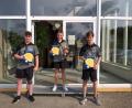 Bild: btb
Sie stehen bei der Vereinsmeisterschaft für Jugendliche der SCE-Tischtennisabteilung quasi auf dem Treppchen: (von links) Felix Fraunhofer (Zweiter), Nico Legath (Erster) und Luca Hey (Dritter).