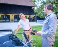 Bild: ARD/Christof Arnold 
Selina (Katja Rosin) trifft bei einer Oldtimer-Rallye Christoph (Dieter Bach) in „Sturm der Liebe“ (Montag, 15.10 Uhr/ARD).