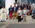 Bild: R. Kreuzer
Seit über 50 Jahren verheiratet: Die Paare feiern mit Pfarrer Thomas Kohlhepp ihre Ehejubiläen.
