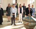 Bild: gru
Zur Feier der silbernen Konfirmation versammelt (von links): Pfarrer Matthias Ahnert, Ramona Scharl, Mirjam Wohlfahrt, Alexander Heldrich, Susanne Luber, Berthold Dietrich, Petra Spieß und Marina Schaller.