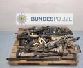 Bild: Bundespolizeiinspektion Waidhaus
Waidhauser Bundespolizisten und Weidener Verkehrspolizisten stellten 30 Softairwaffen ohne Prüfzeichen sicher.