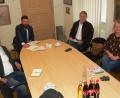 Bild: sm
Stellvertretender BBV-Kreisobmann Karl Bäumler, Bürgermeister Sebastian Dippold, BBV-Geschäftsführer Ulrich Härtl und Kreisbäuerin Josefine Kick (von links) bedauern den coronabedingten Ausfall des Bauernmarkts.