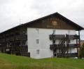 Bild: dob
Im "Aparthotel Maximilianshof Böhmischbruck" könnten 95 Wohneinheiten mit entsprechenden Stellplätzen entstehen. Dem Antrag auf Vorbescheid über die Nutzungsänderung in dauerhaft private Wohnnutzung wurde jedoch eine klare Absage erteilt.
