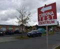 Bild: lue
Am Freitag haben sich 75 Schüler der Q12 vom Stiftland-Gymnasium in Tirschenreuth sowie 30 Kinder von zwei Kindergartengruppen des Kindergartens „Tillenzwerge“ aus Bad Neualbenreuth im Corona-Testzentrum in der Kreisstadt auf Covid-19 testen lassen. Alle Kinder und Jugendlichen sind bis zum 7. Oktober unter Quarantäne.