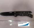 Bild: Bundespolizei
Unter anderem dieses Butterflymesser stellte die Bundespolizei bei zwei jungen Männern sicher.