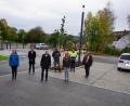 Bild: wec
Sie sind mit den neuen Parkplätzen am DomCom sehr zufrieden (von links): Heidrun Gollwitzer (ALE), Siegfried Lösch (Landschaftsarchitekt), Erich Meidinger (Bürgermeister), Thomas Stark (MA Englhardt), Liane Kern (Geschäftsführerin Gemeinde Ebermannsdorf), Patrick Stracchotta (Bauleiter) sowie Hubert Englhardt von der gleichnamigen Baufirma.